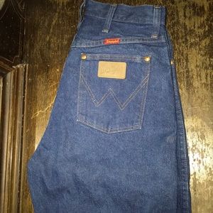 Women’s high waist Wrangler jeans